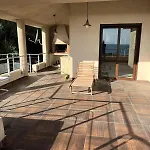Avec Vue Et Piscine A Debordement * 宗扎