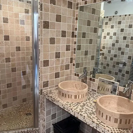 Avec Vue Et Piscine à Débordement Villa Zonza