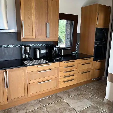 Villa Avec Vue Et Piscine à Débordement Zonza